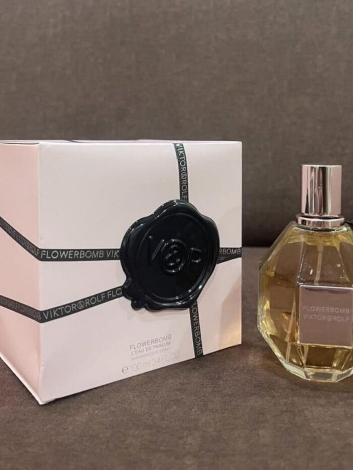 Viktor&Rolf Flowerbomb Eau de Parfum for Women 100ml